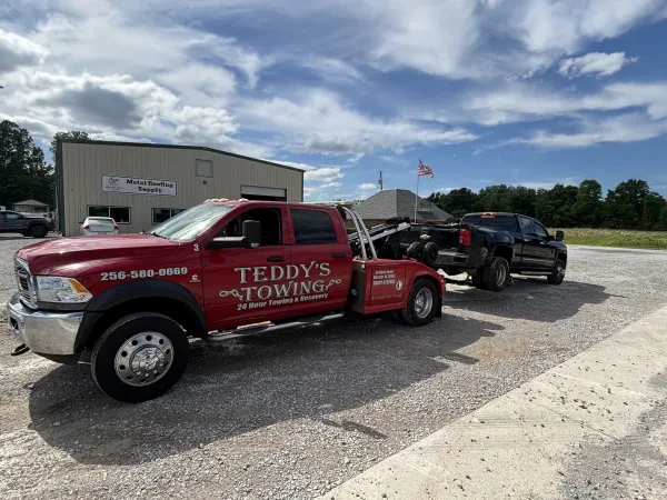 Teddy’s Towing - photo 2