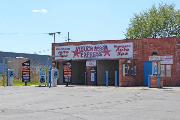 Wawasee Auto Spa - photo 3