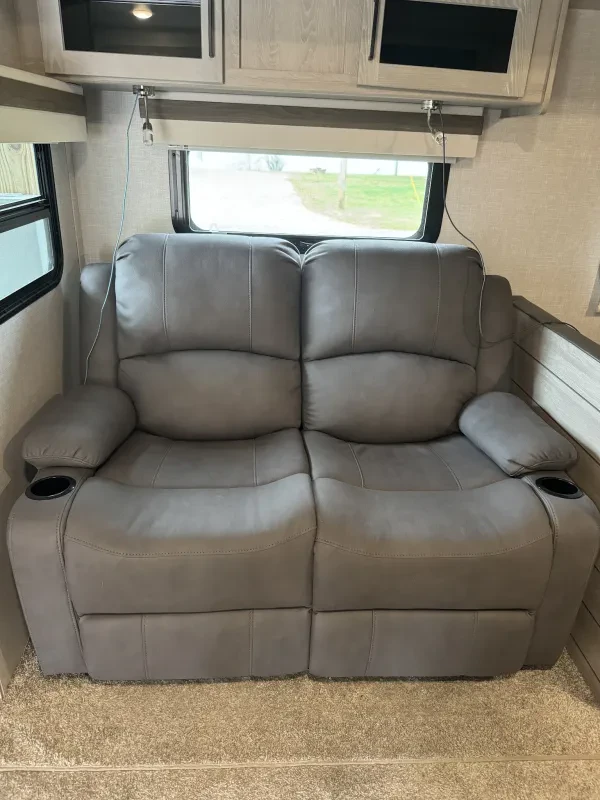 Factory RV - photo 4