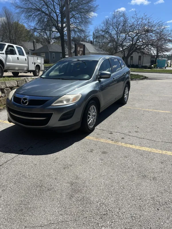 Leavenworth Auto Sales - photo 2