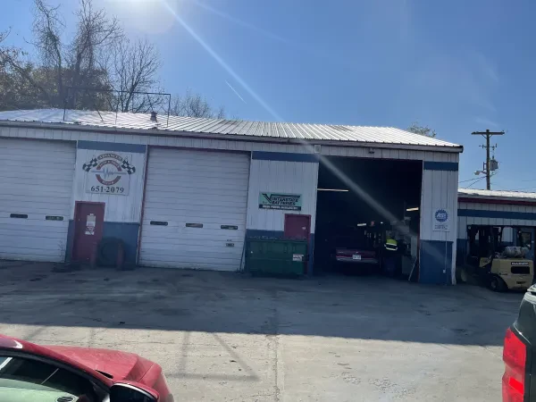 Advanced Auto Truck & Trailer Repair - photo 2