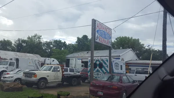 Advanced Auto Truck & Trailer Repair - photo 3