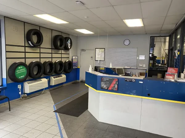 Monro Auto Service and Tire Centers - photo 3