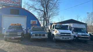 Rebel Towing and services LLC 24/7