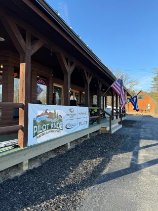 Pilot Knob Marina Boat Showroom