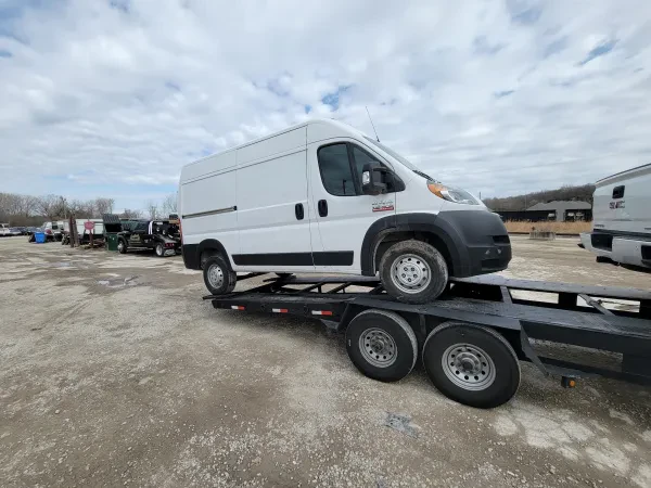 Sunflower Tow Service - photo 2