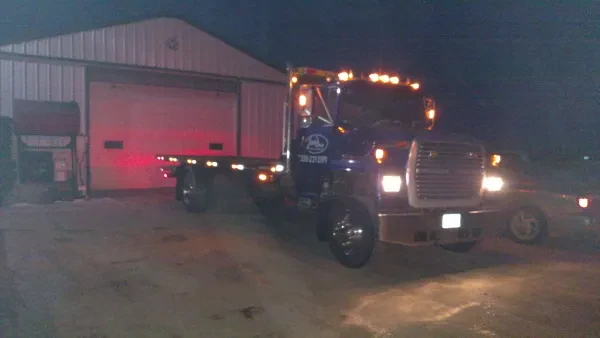 Joe's Repair & Towing - photo 3