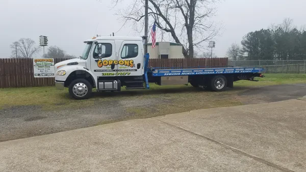 Gordon's Towing and Recovery - photo 2