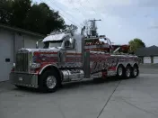 Lloyd’s Towing Service & Sales LLC