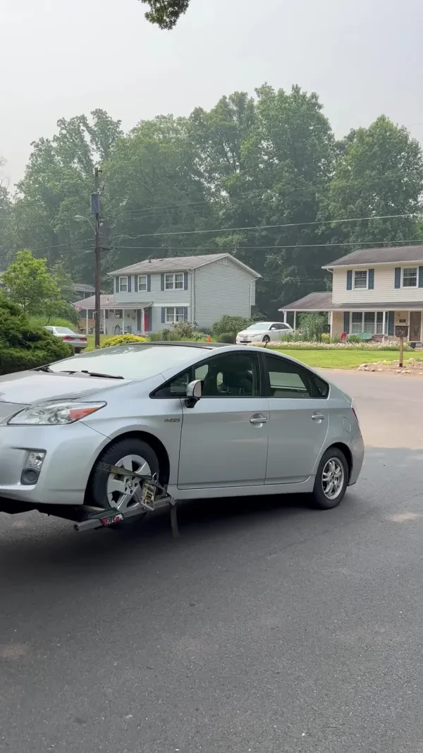 iTow Towing LLC - photo 2