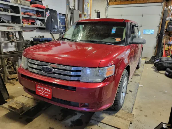 Linscott's Auto Sales & Service - photo 3