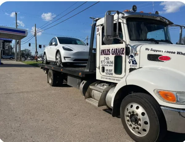 Angles Garage & Wrecker Service - photo 2