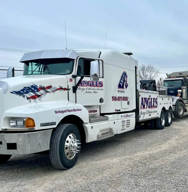 Angles Garage & Wrecker Service - photo 3
