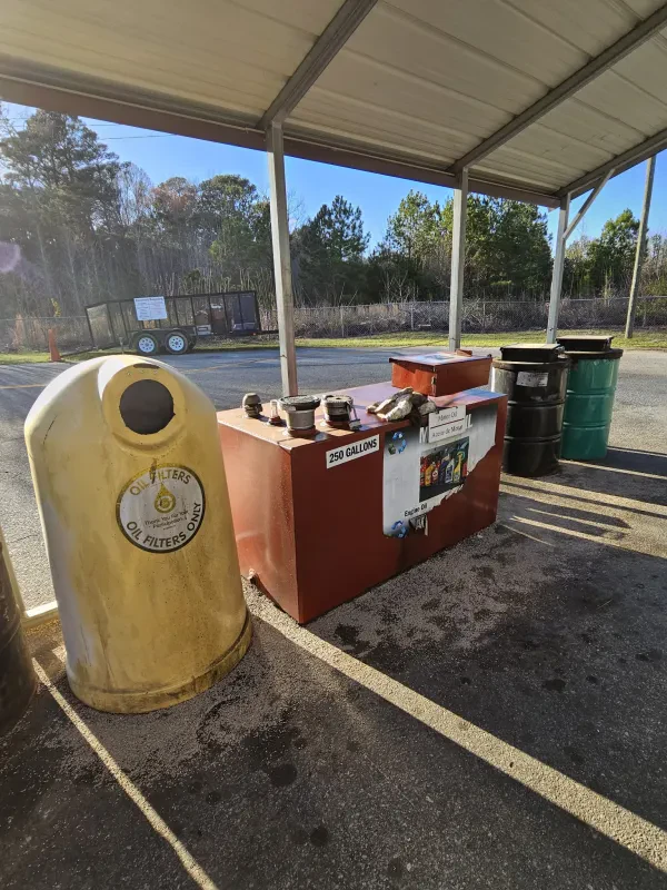 Rosewood Recycling & Convenience Center - photo 2