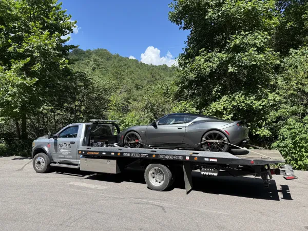 Ridgecrest Towing and Auto Services - photo 4