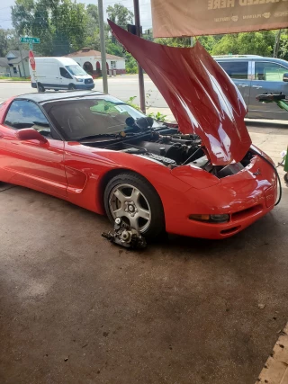 Mecánico Moy auto repair LLC