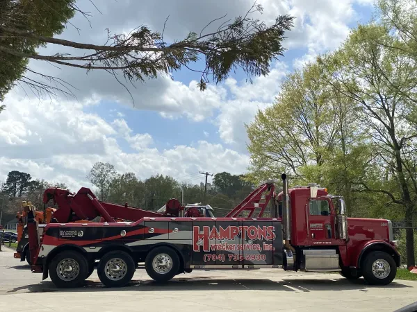 Hampton's Wrecker Service LLC - photo 3