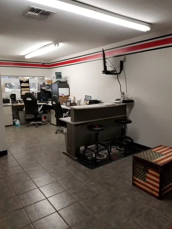 Fort Bend Body Shop & Storage - photo 3