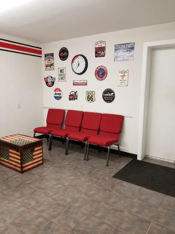 Fort Bend Body Shop & Storage - photo 4