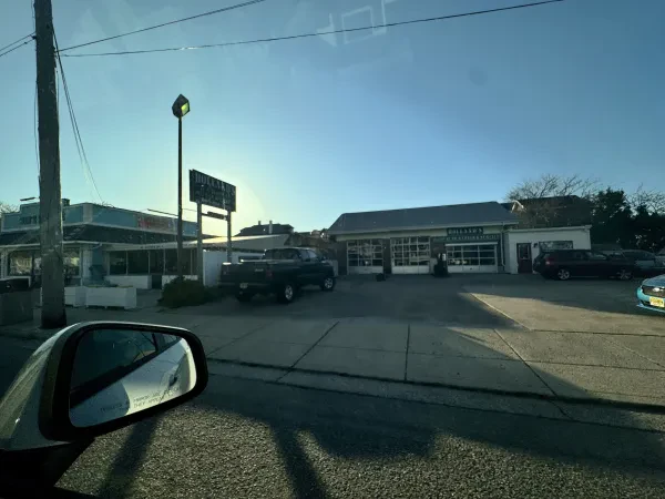 Holland's Crest Auto Repair - photo 2