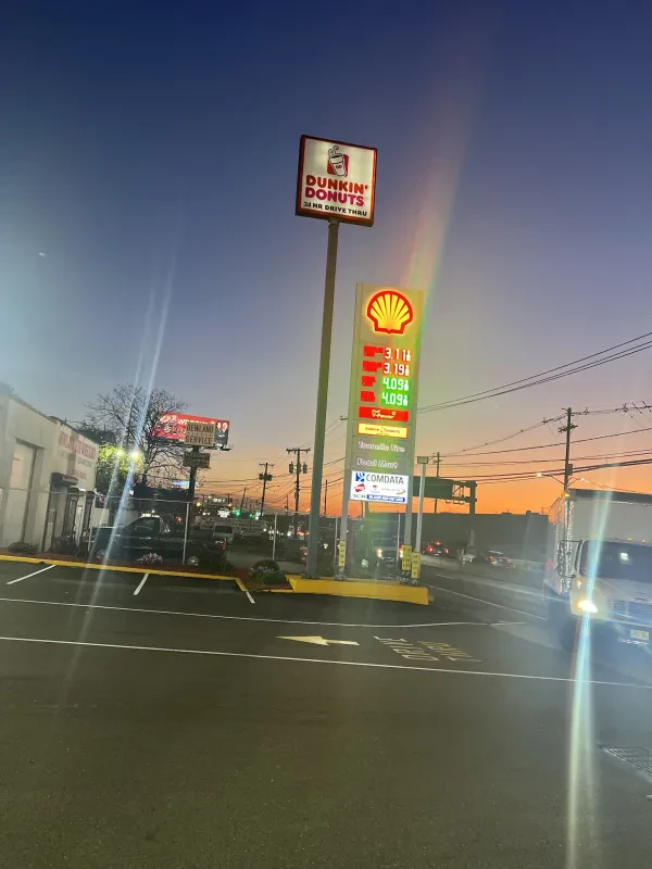 SHELL TRUCK STOP GAS STATION, DUNKIN ,TIRE SHOP - photo 3