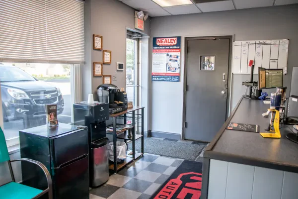 Nealey Tire & Auto Service - photo 2