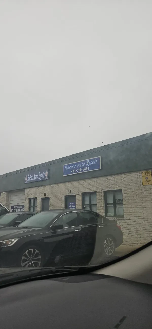 Tucker's Auto Repair - photo 2