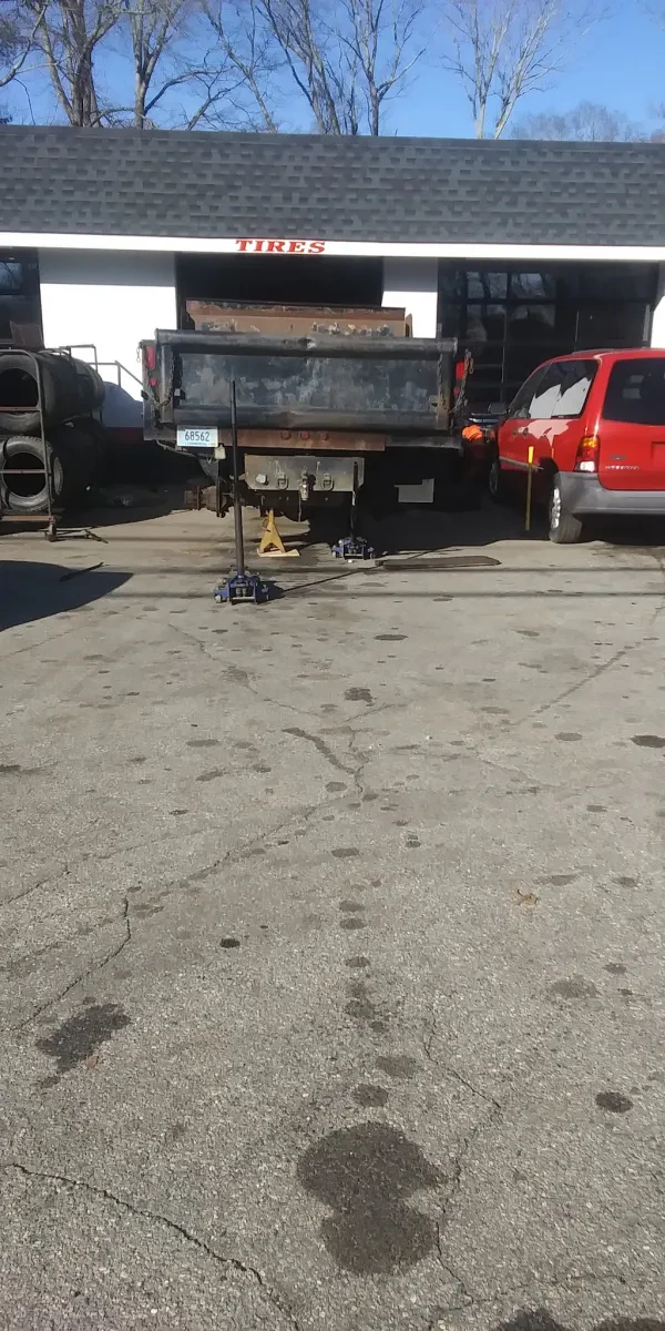 Colonial Tire, LLC - photo 4