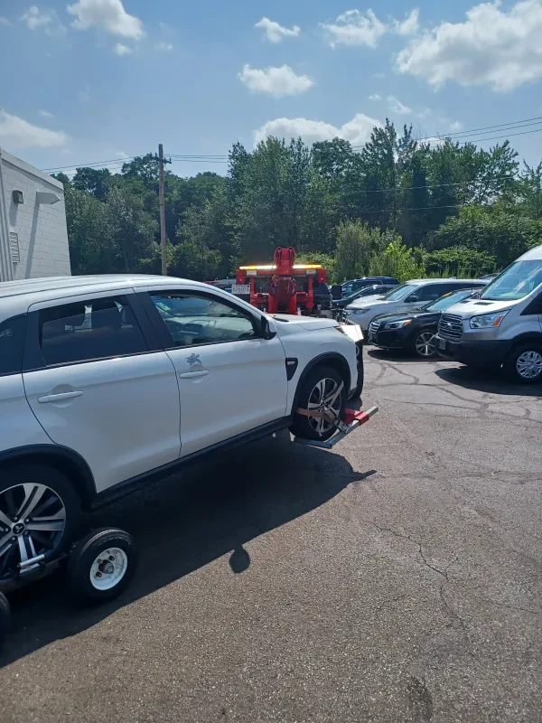 T and J Auto/TOWING - photo 4