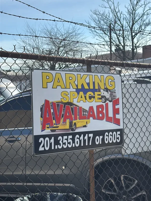 Hudson County Truck & Car Parking - photo 2