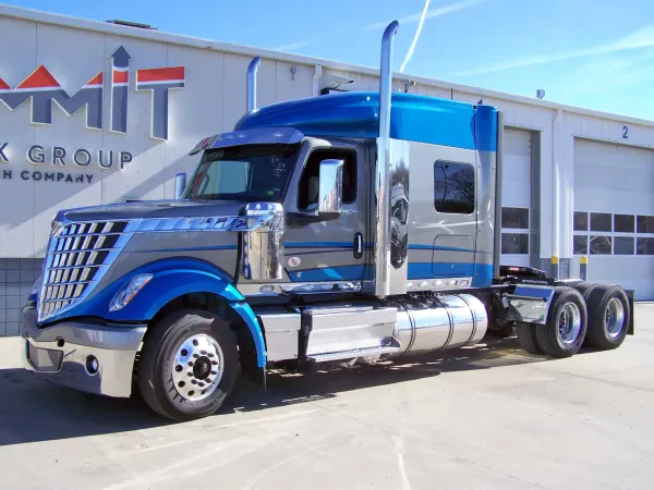 Rush Truck Centers - Lowell - photo 3