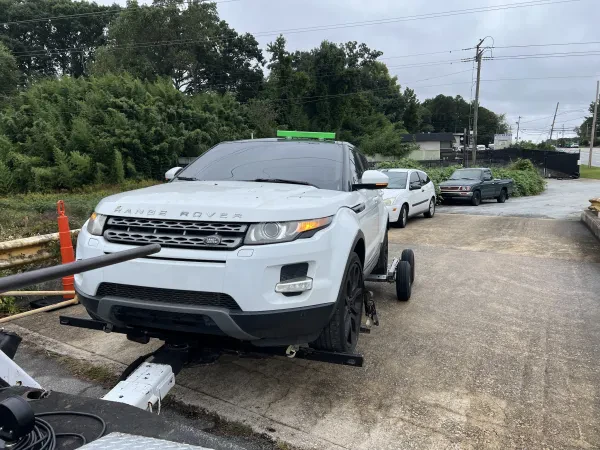 24 Hours Towing and Roadside LLC - photo 2