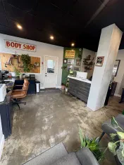Salem Auto Body LLC