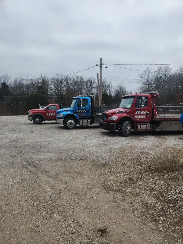Ives Towing & Semi Truck Heavy Wrecker - photo 3