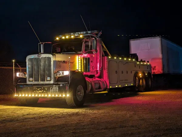Fox Towing and Truck Service Inc. - photo 3