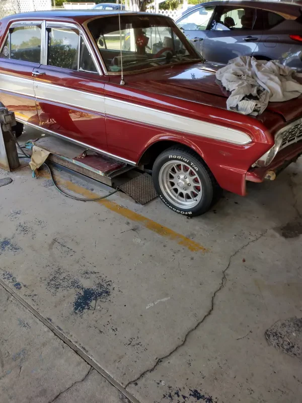 Roanoke Island Body Shop - photo 4
