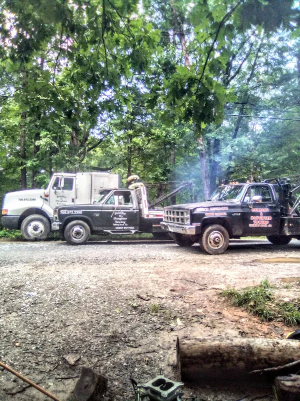 Pendley & daughter towing - photo 4