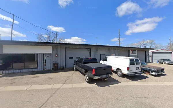 J & S Towing - photo 3