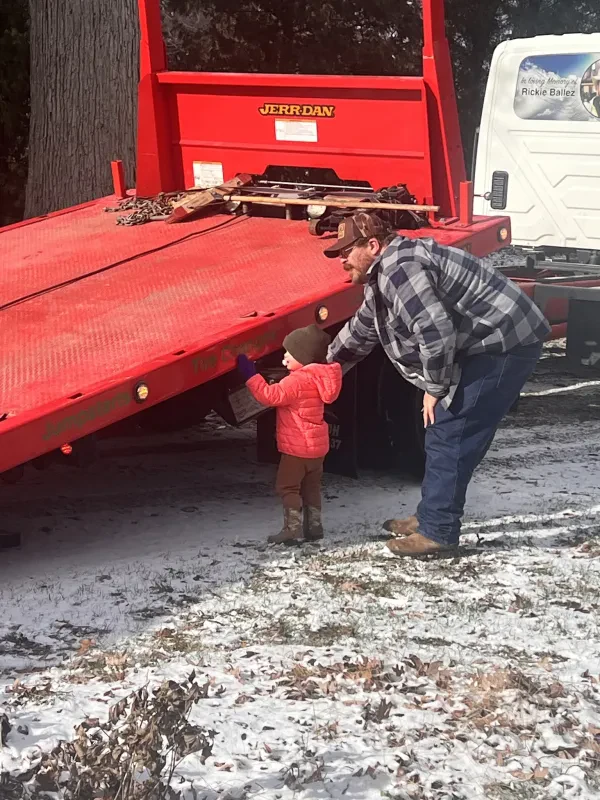 Rickie and Angel's Towing, LLC - photo 4