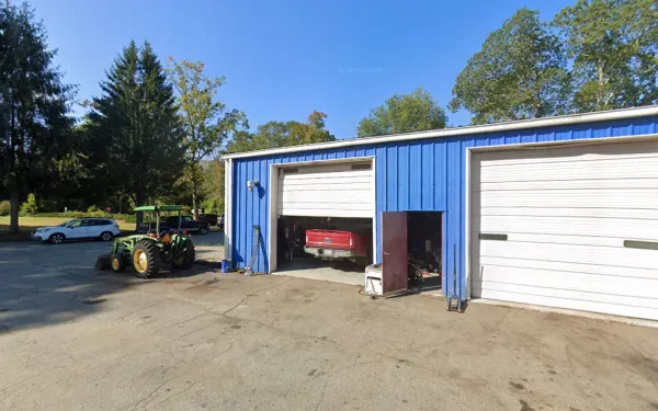 Floyd's Garage - photo 4