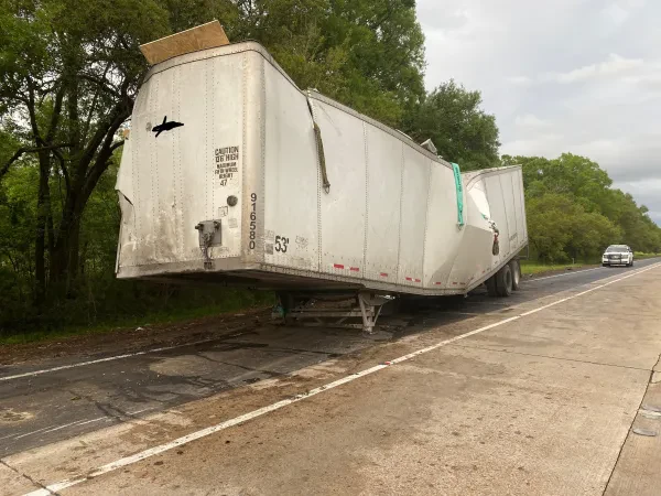 Topshelf Towing Inc. - photo 4