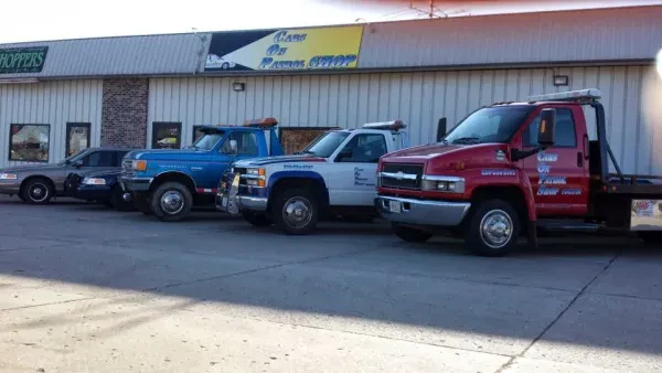 Cars On Patrol Shop & 24 Hour Towing - photo 2