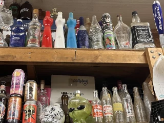 Billy's Bottle Barn
