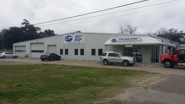 Chris & Phil's Body Shop - photo 2