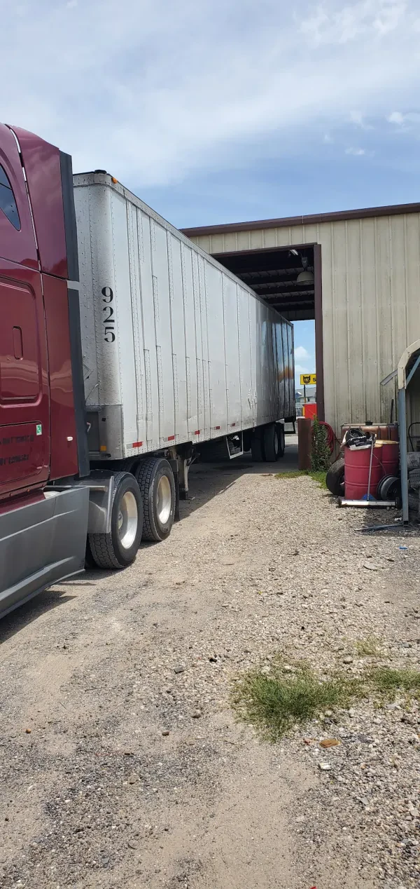 Vic's Truck & Trailer repair - photo 4