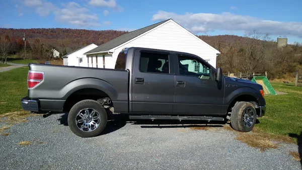 Frank's Auto Body - photo 4