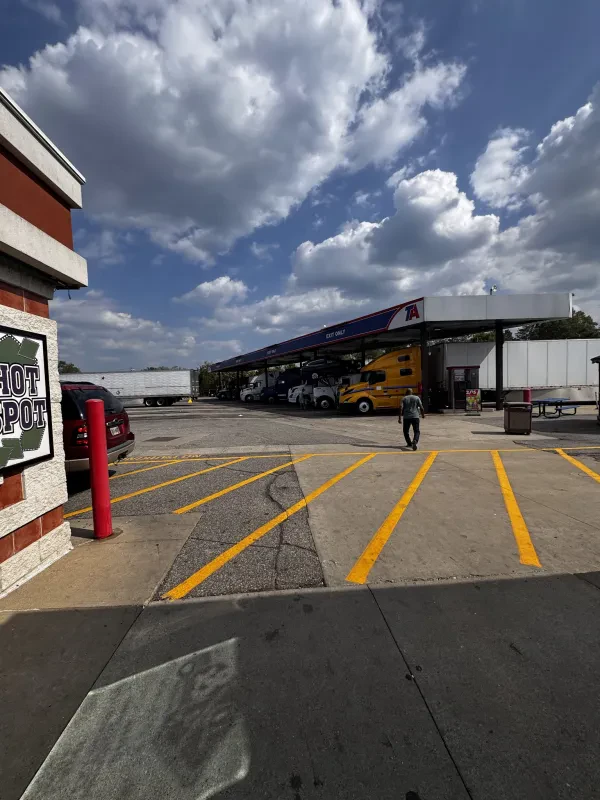 TA Truck Service - photo 3