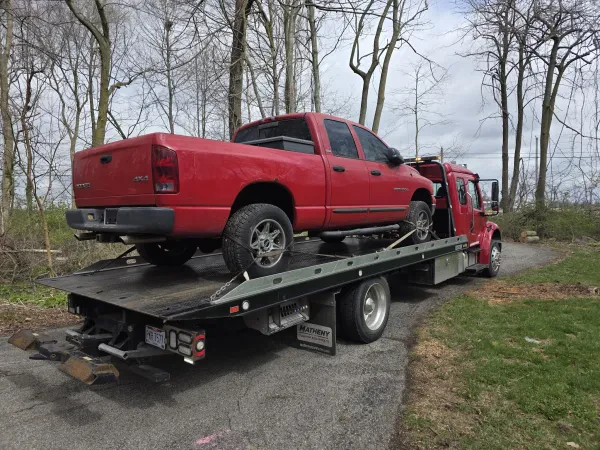 Action Towing and Repair - photo 2