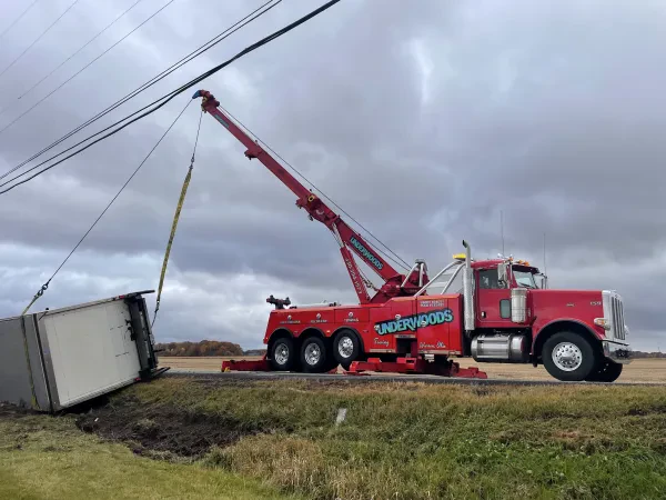 Underwood's Towing - photo 2