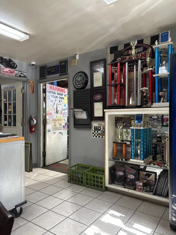 Moyock Automotive - photo 4